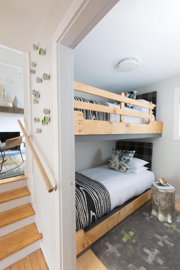 Field Guide Lodge Stowe Extérieur photo